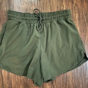 Athleta Dark Green Women's Athletic Shorts